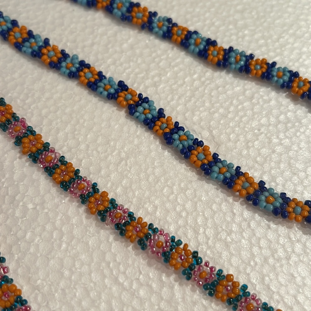 2 never used one with tags eyeglass chains. Beautiful beading from Bali - Picture 4 of 6